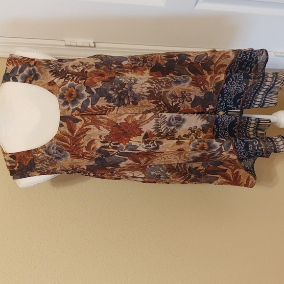 New Directions Ladies Sleeveless Blouse with Chiffon Overlay - Picture 1 of 8